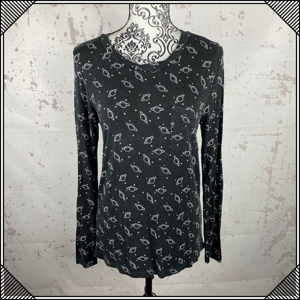 * Justify Saturn Space Long Sleeve Shirt Stretch